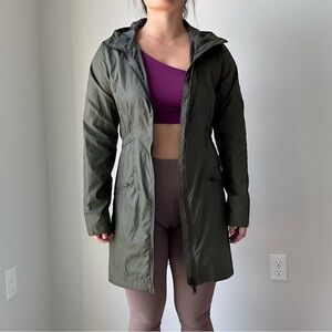 The North Face Women’s Deep Forest Green Long Windbreaker Jacket - Small